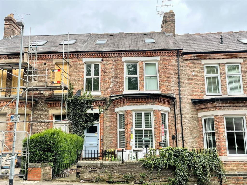 Vane Terrace, Darlington 3 bed £550 pcm (£127 pw)