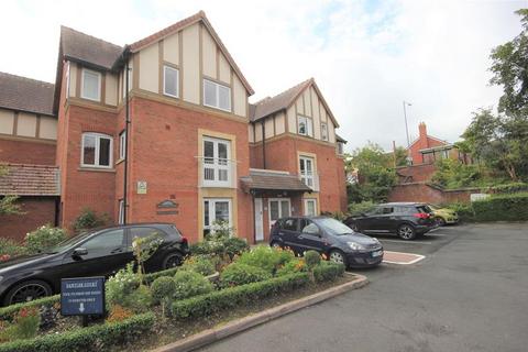 2 bedroom retirement property for sale, Santler Court, Flat 25, 207 Worcester Road, Malvern, Worcestershire, WR14