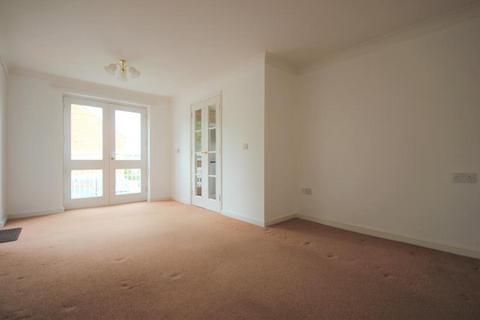 2 bedroom retirement property for sale, Santler Court, Flat 25, 207 Worcester Road, Malvern, Worcestershire, WR14