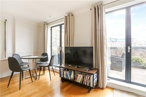 3 bedroom flat to rent, Vanilla & Sesame Court, Curlew Street, London, SE1