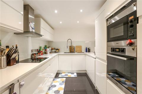 3 bedroom flat to rent, Vanilla & Sesame Court, Curlew Street, London, SE1