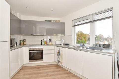 2 bedroom apartment for sale, Station Road, Horsham, West Sussex