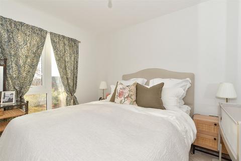 2 bedroom apartment for sale, Station Road, Horsham, West Sussex