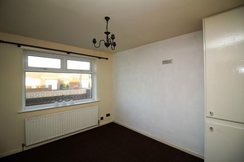 3 bedroom bungalow to rent, Kelsons Avenue, Thornton-Cleveleys, FY5