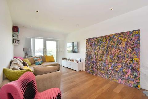 1 bedroom apartment for sale, Dickens Yard, Ealing W5