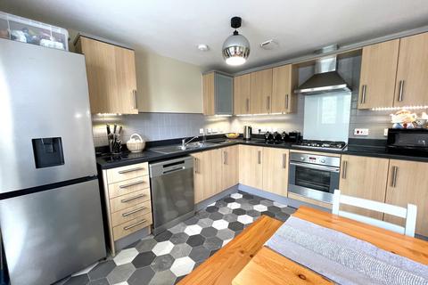 5 bedroom end of terrace house for sale, Laurens Van Der Post Way, Repton Park, TN23 3GW