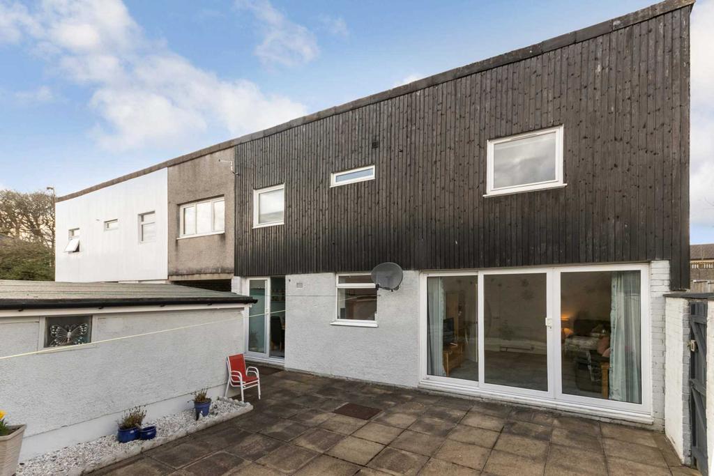 Ainslie Road, Cumbernauld 3 bed semidetached house £115,000