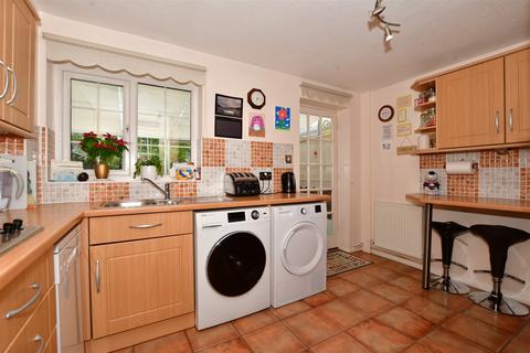 2 bedroom end of terrace house for sale - The Glades, East Grinstead, West Sussex