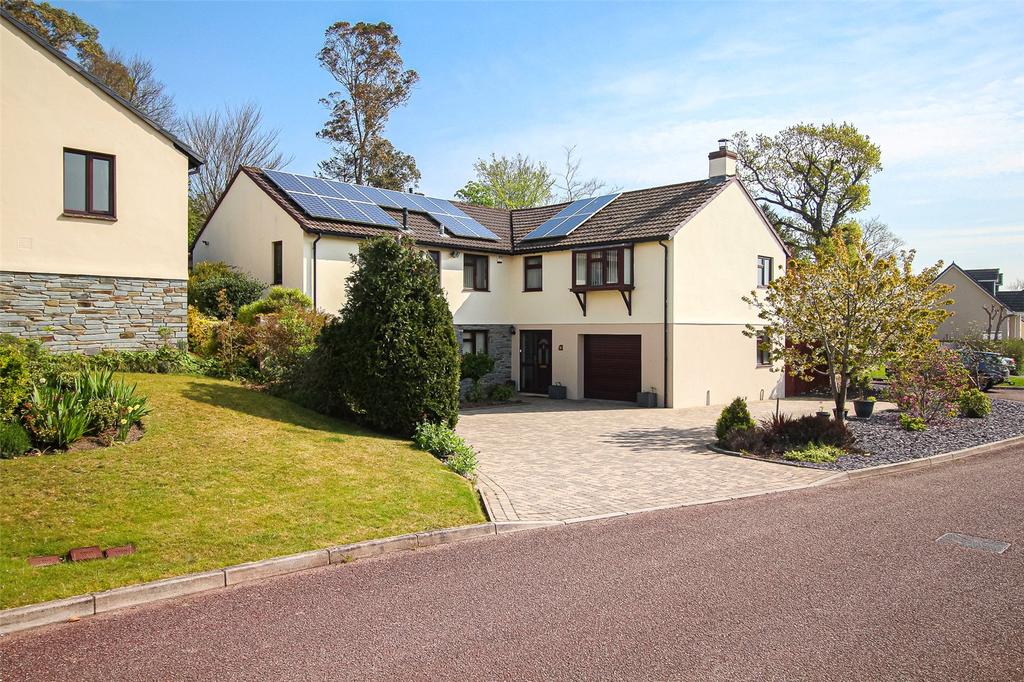 Goodwood Park Road, Northam, Bideford, EX39 5 bed detached house £625,000