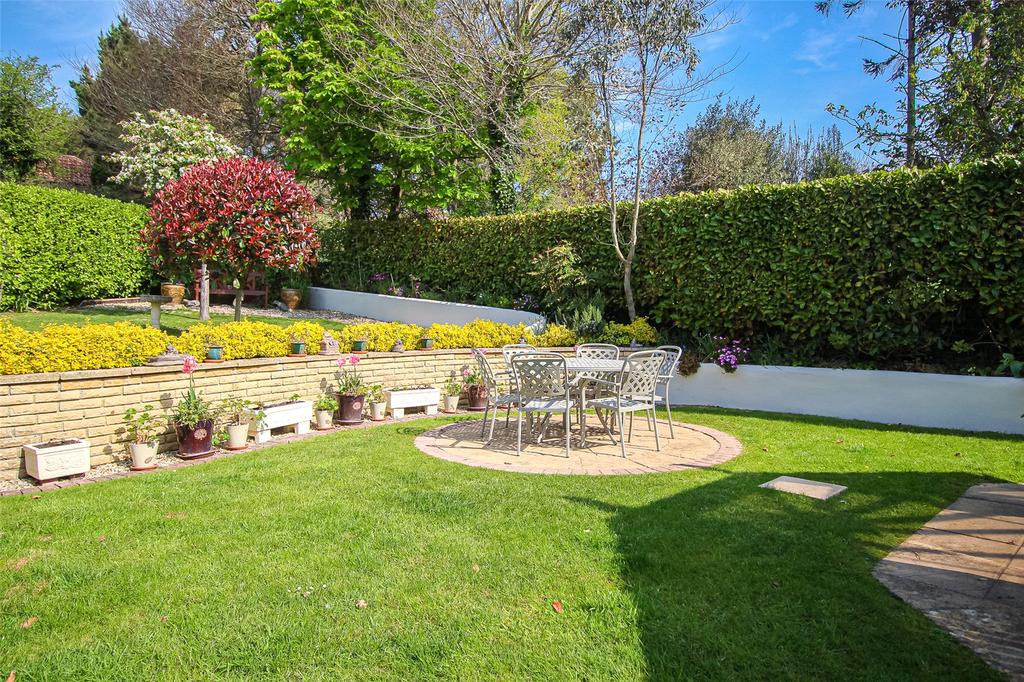 Goodwood Park Road, Northam, Bideford, EX39 5 bed detached house £625,000