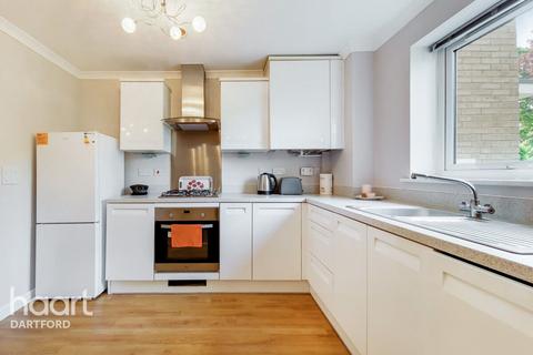 34 Chapel Drive, Dartford, DA2 6FG