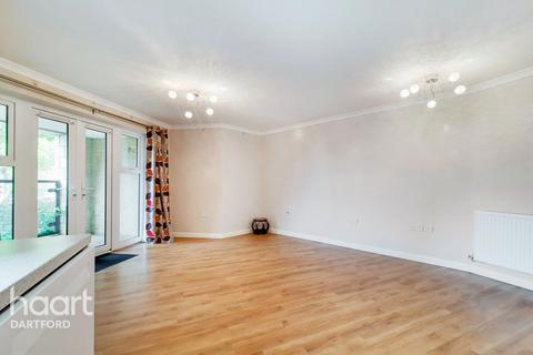 34 Chapel Drive, Dartford, DA2 6FG