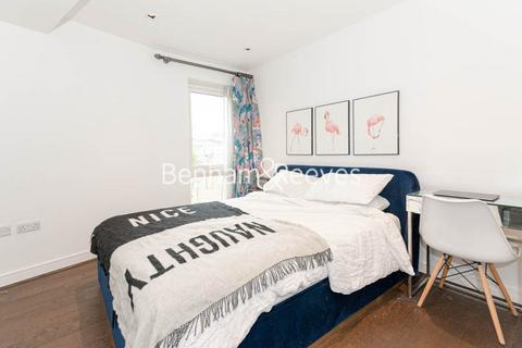 1 bedroom apartment to rent, Kew Bridge Road, Brentford TW8