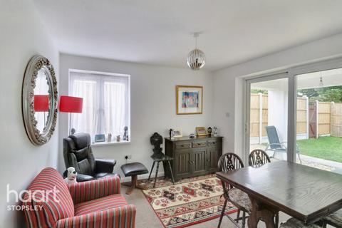 28 Wandon Close, Luton, LU2 8DX