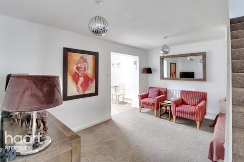 28 Wandon Close, Luton, LU2 8DX