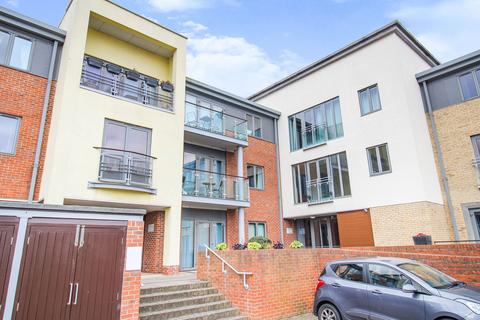 2 bedroom flat for sale, Fletcher Road, Gateshead, Tyne & Wear, NE8 2AY