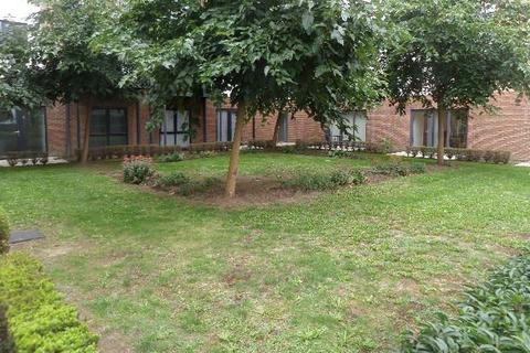 16 Watson Place, London, SE25 5EX
