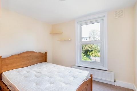 2 bedroom flat to rent, Jephtha Road, Putney, SW18