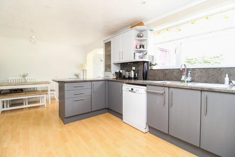 13 Beauchamp Road, Wootton, Bedford, MK43 9JP