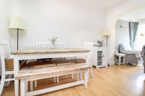 13 Beauchamp Road, Wootton, Bedford, MK43 9JP