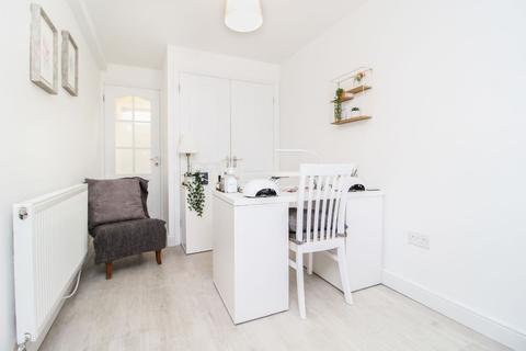 13 Beauchamp Road, Wootton, Bedford, MK43 9JP