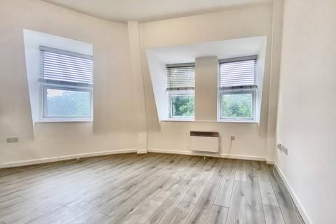 1 bedroom apartment to rent, Station Road, Ashford TW15