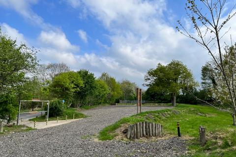 Retail property (out of town) to rent, The Picnic Site, Wooburn Green Lane, Beaconsfield