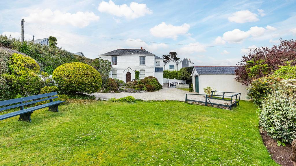 Lower Farm, Daymer Bay 4 bed house £1,500,000