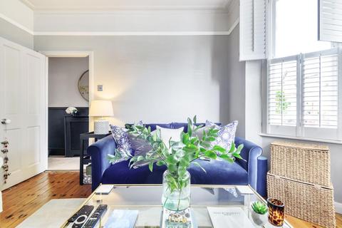 89 Ravensbury Road, London, SW18 4RX