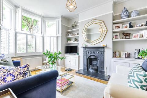 89 Ravensbury Road, London, SW18 4RX