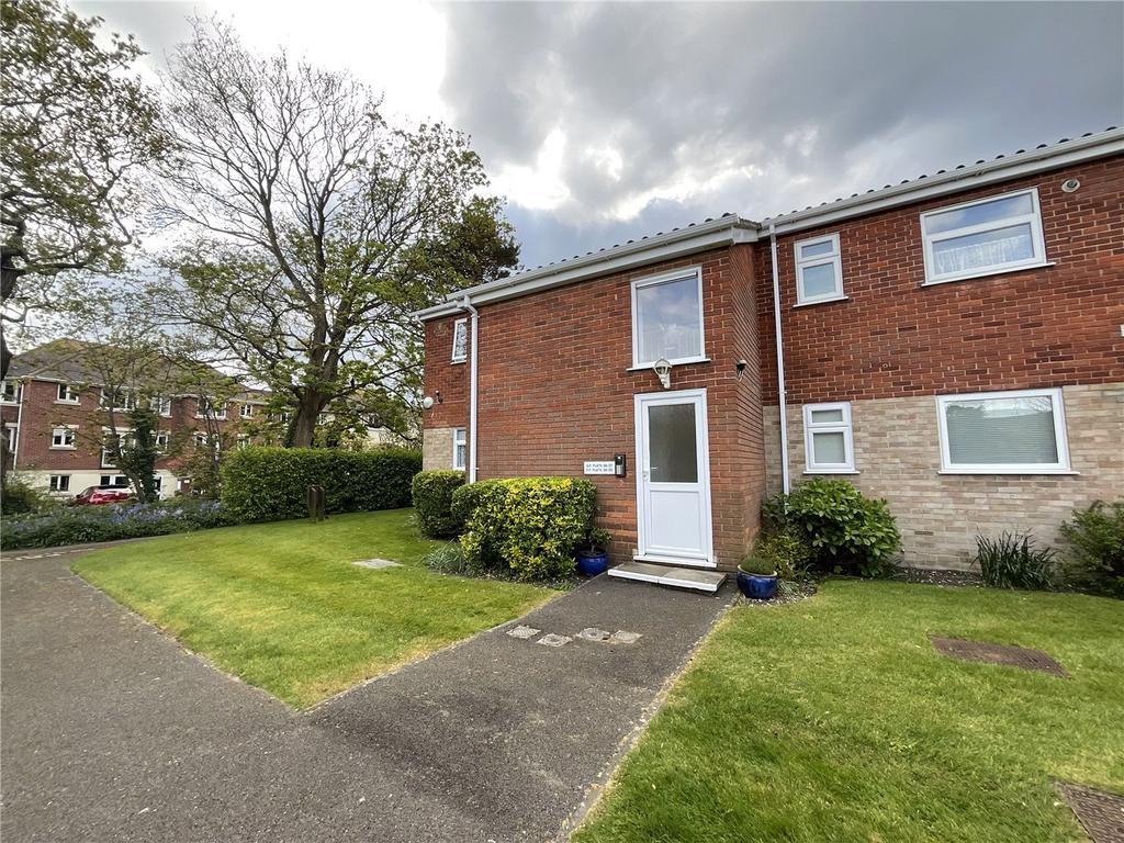 The Lawns, Waterford Road, Highcliffe, Christchurch, BH23 2 bed