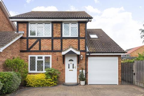 24 Aragon Close, Sunbury-on-thames, TW16 7JR