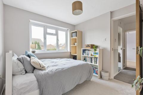 24 Aragon Close, Sunbury-on-thames, TW16 7JR