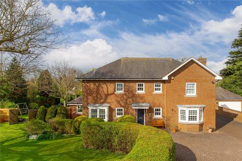 5 bedroom detached house for sale - Palace Gardens, Royston, Hertfordshire, SG8