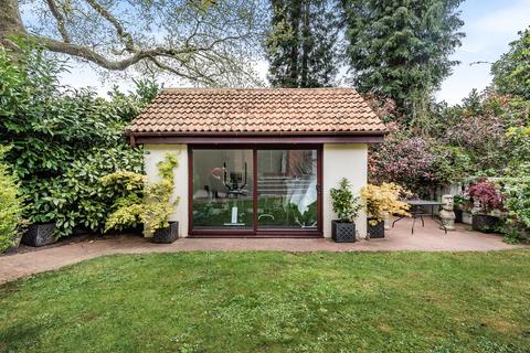 9 Grove Shaw, Kingswood, Tadworth, KT20 6QL
