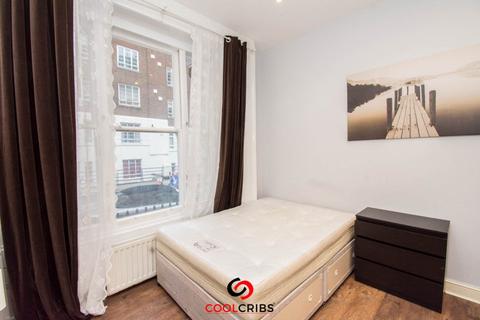 Studio to rent, Westbourne Grove Terrace, London  W2