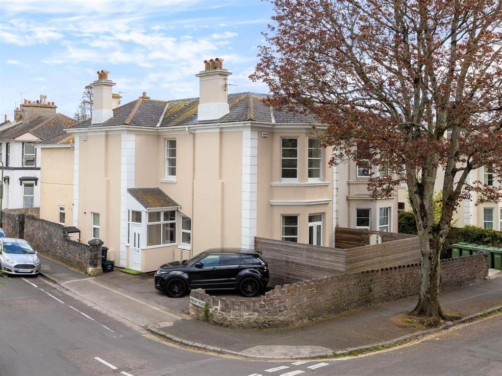 Priory Road, St. Marychurch, Torquay 3 bed semidetached house £425,000