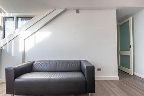 undefined, The Chare, Newcastle upon Tyne, Tyne and Wear, NE1