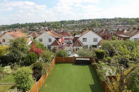 85 Winifred Road, Coulsdon, CR5 3JG