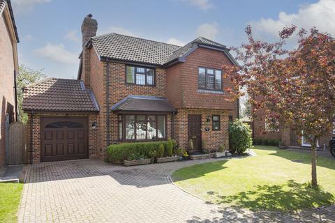 14 Ashdown Chase, Nutley, Uckfield, TN22 3LY