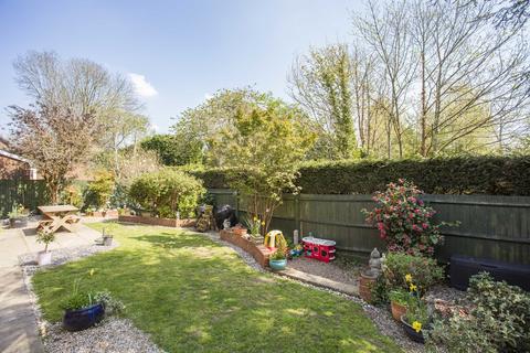 14 Ashdown Chase, Nutley, Uckfield, TN22 3LY