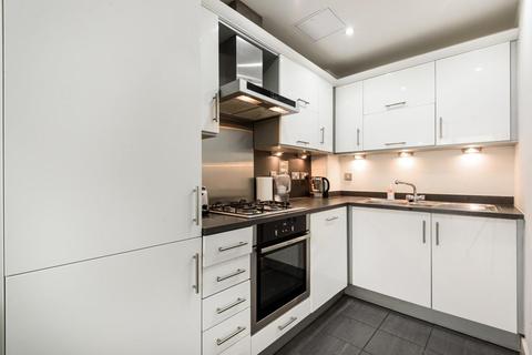 18 Isaac Way, London, SE1 1EE