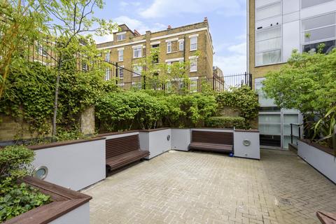 18 Isaac Way, London, SE1 1EE