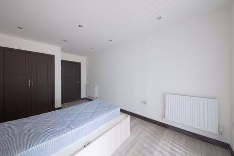 1 bedroom flat to rent, 2 Harrow Lane, Maidenhead, SL6
