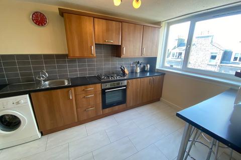 2 bedroom apartment to rent, Richmond Court, Aberdeen