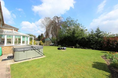 2 Lavender Close, Coulsdon, CR5 3EU