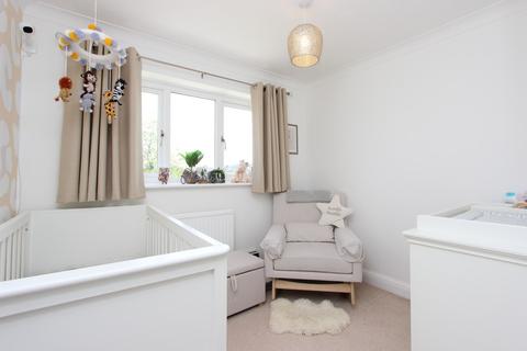 2 Lavender Close, Coulsdon, CR5 3EU