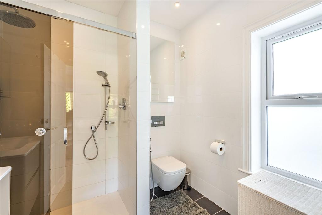 En Suite Shower Room