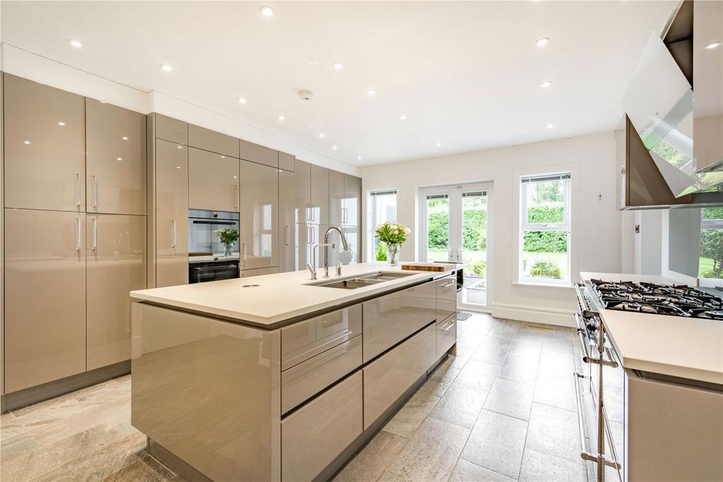 Kitchen/Breakfast