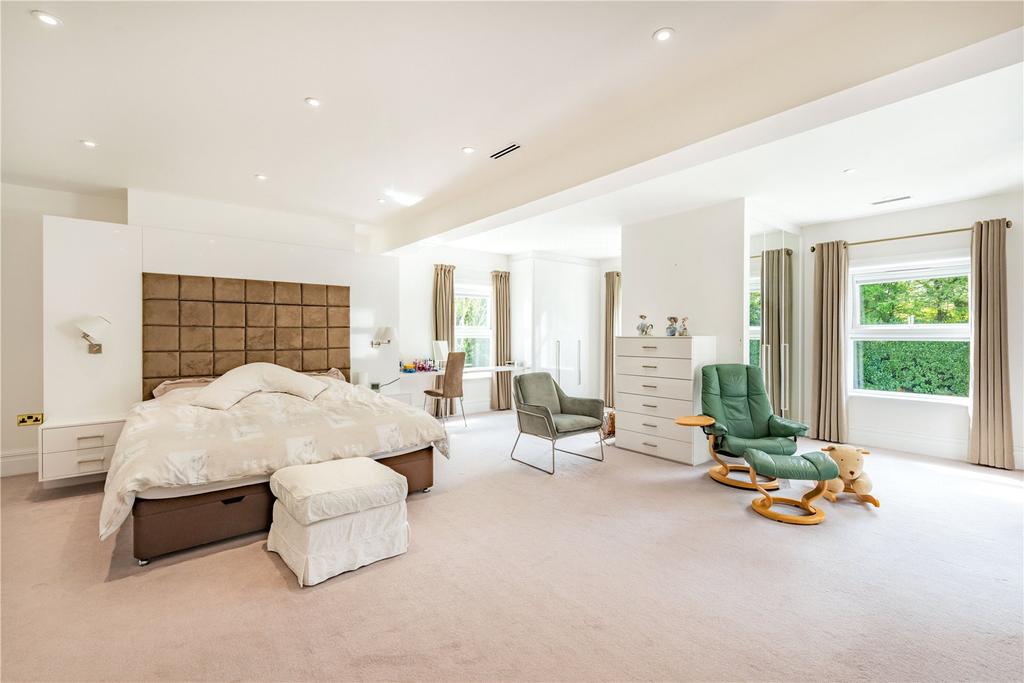 Principal Bedroom